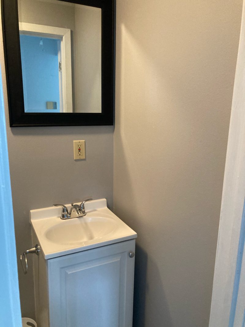 Bathroom in New Orleans Style Fishing Charters Guest House